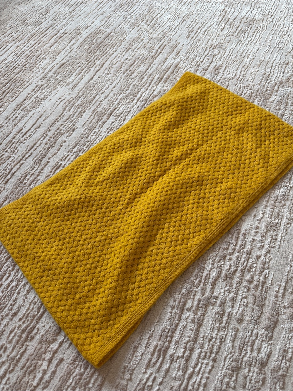 100% Cashmere Isaac Mizrahi Mustard Yellow Knit Infinity Scarf
